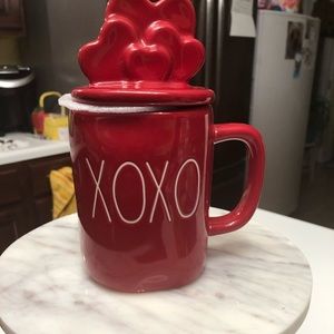 RAE DUNN Red XOXO Mug with Heart Topper